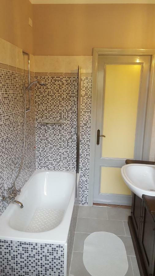 Agriturismo Countryhouse Le Giare Gubbio Exteriör bild