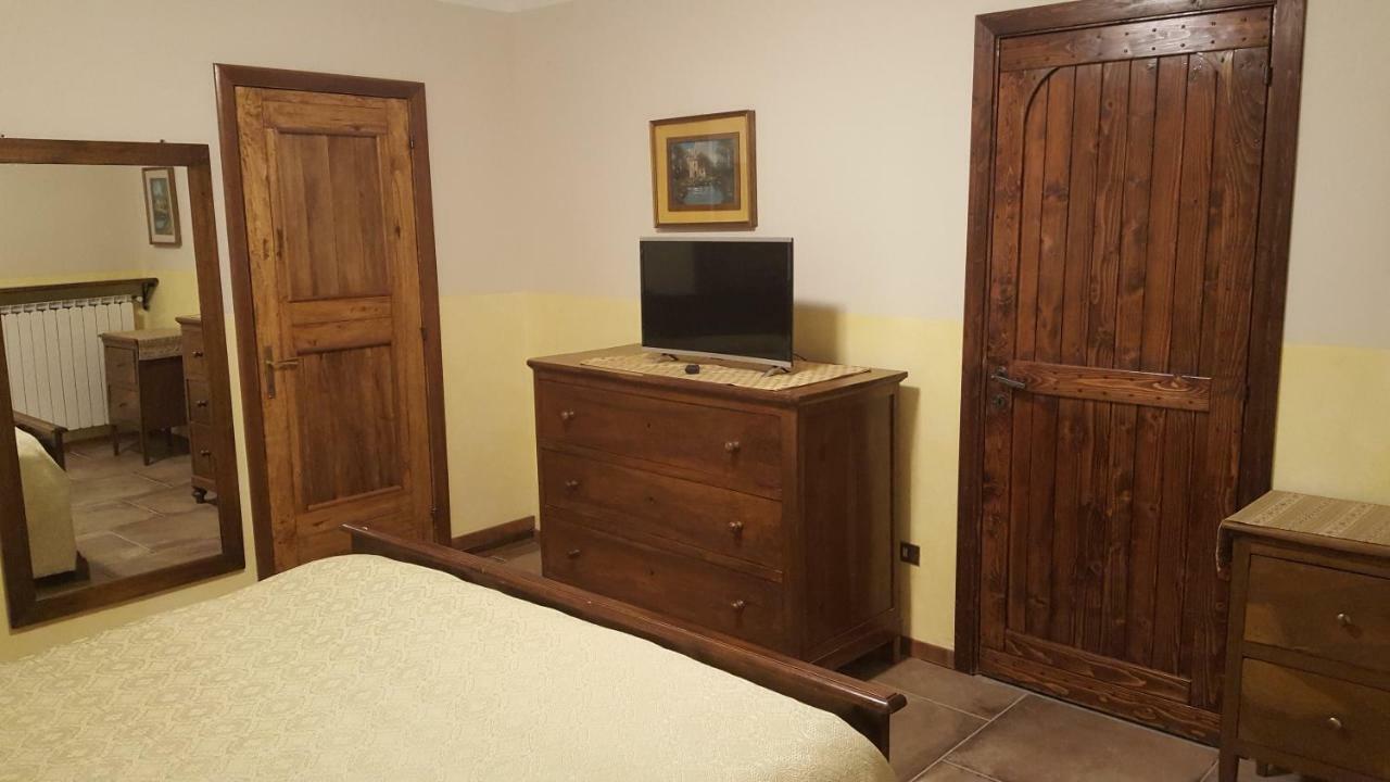 Agriturismo Countryhouse Le Giare Gubbio Exteriör bild