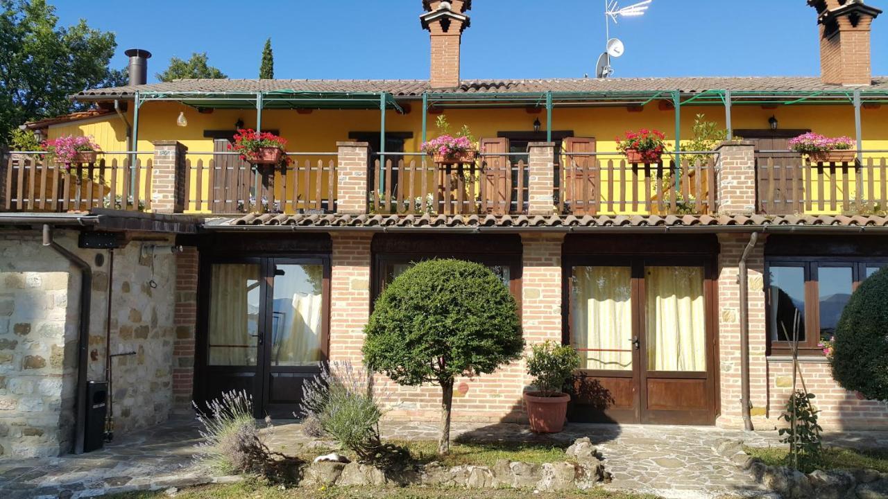 Agriturismo Countryhouse Le Giare Gubbio Exteriör bild