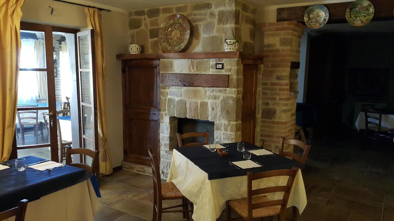 Agriturismo Countryhouse Le Giare Gubbio Exteriör bild